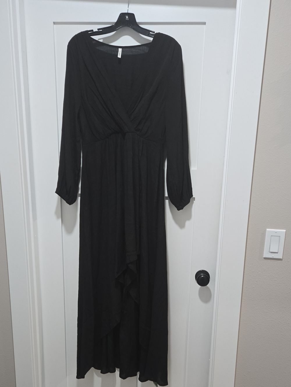 Halara Black Long-Sleeve V-Neck High Low Maxi Dress Size LARGE NWT